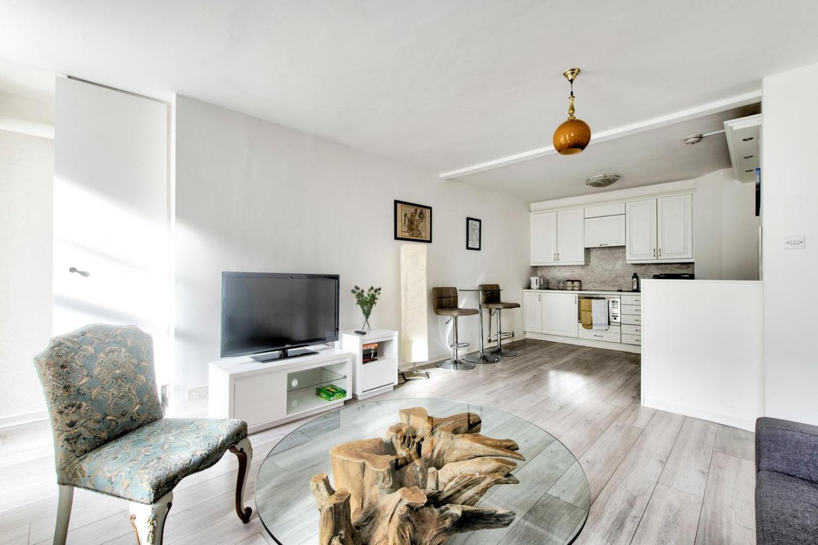 Guestready - Bright & Airy 1Br Flat In Center Lägenhet Edinburg Exteriör bild